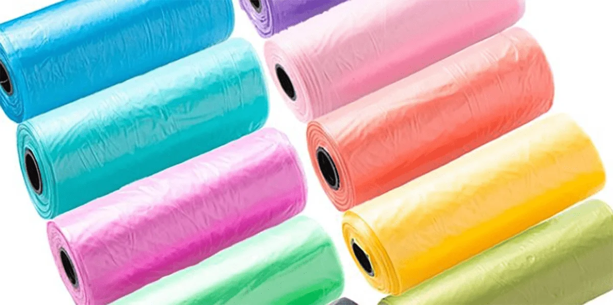 Urban Pets Value Poo Bags Roll – assorted colors, 15 bags
